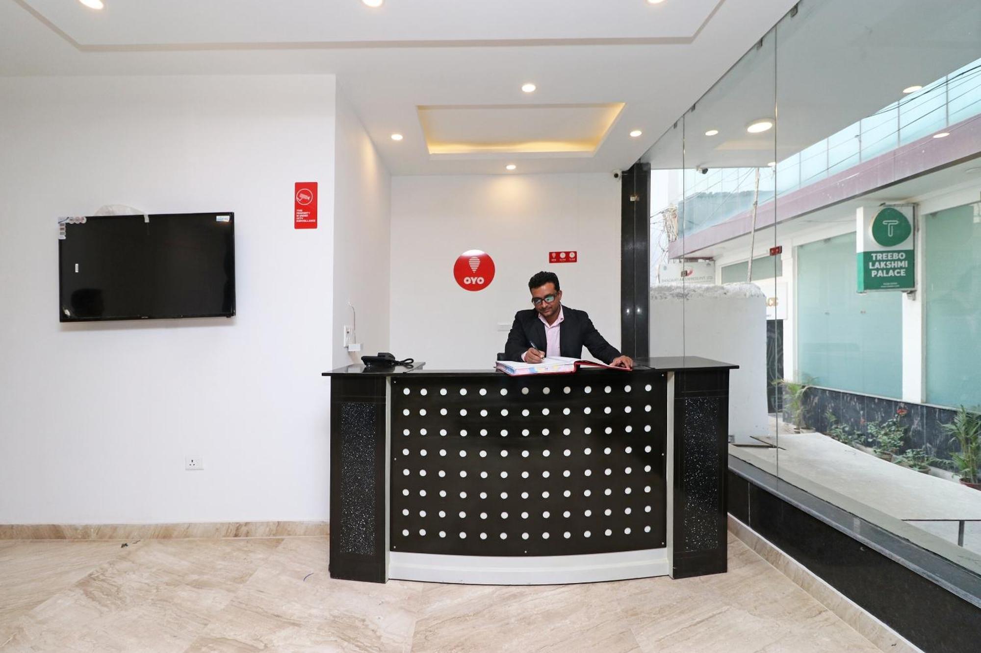 Hotel O Aamara Nowe Delhi Zewnętrze zdjęcie